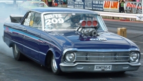Robert Owens. 1964 Falcon. 2008 Champion.<br>[Photo by Ralph Smith]
